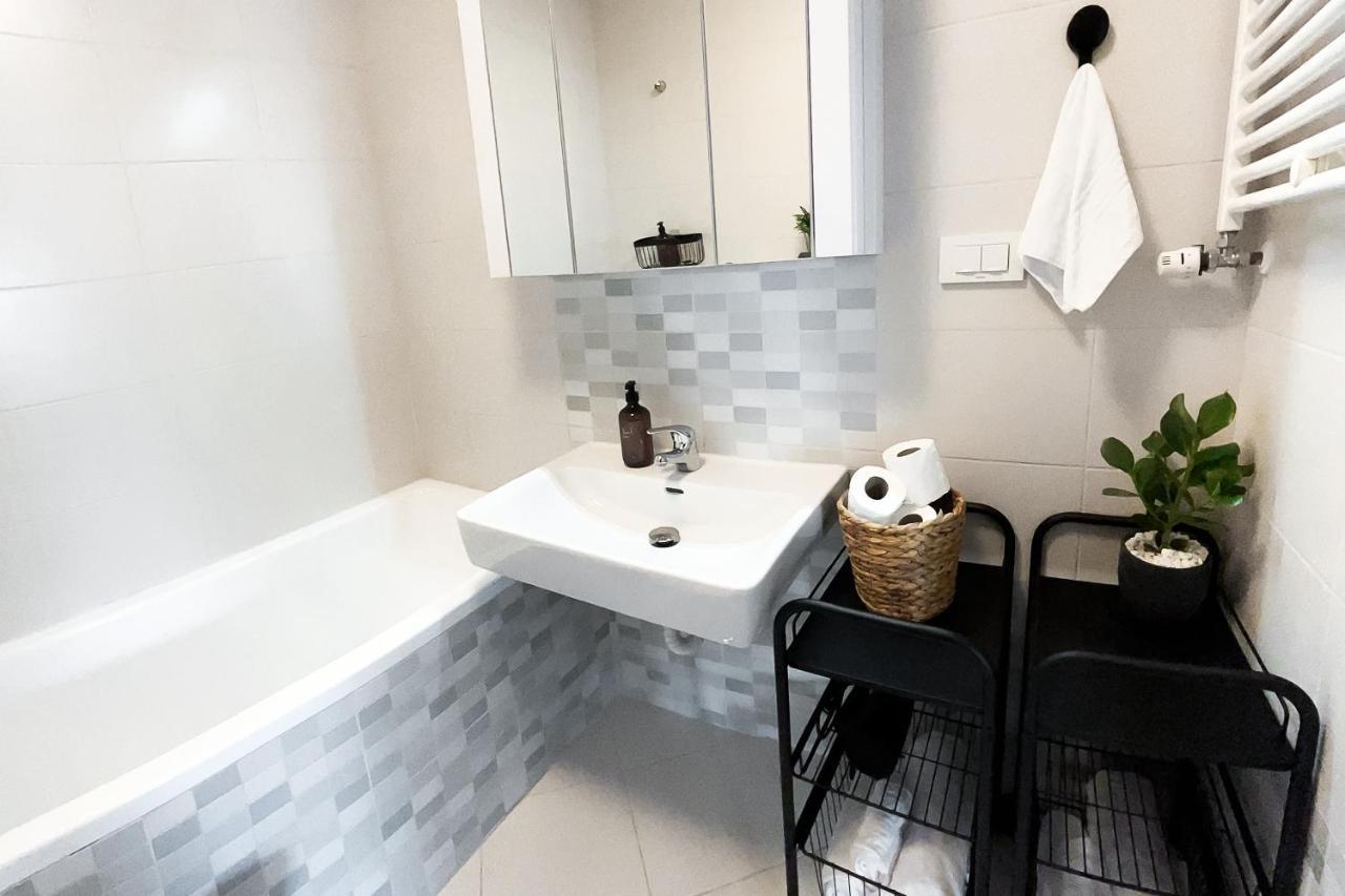 Downtown D21 Apartman Bukarest Kültér fotó